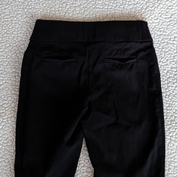 Apt. 9 Black Straight Leg Pull On pants (size 2) - Picture 5 of 8